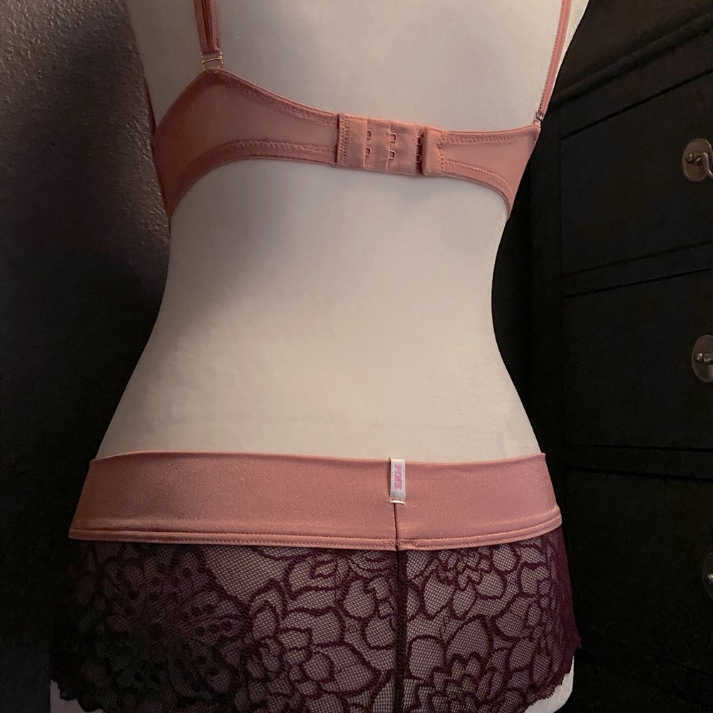 Victoria’s Secret Bra & Panty Set Burgundy Pink - Picture 6 of 7